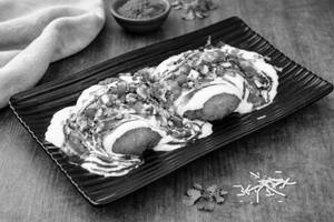 Aloo Tikki Chaat [ Dahee And Chutney Packed Saperately ]