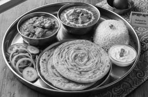 Deluxe Thali                                             