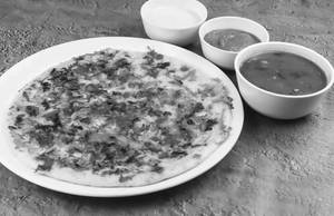 Tomato Uttapam