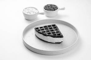Black White Delight Waffle