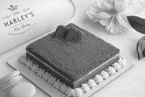 Lotus Biscoff Medovik Cake