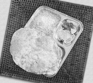 Butter Cheese Chhole Bhature (2pcs. Wheat Bhature)