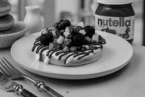 Fresh Fruits & Nutella Pancake
