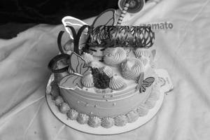 Premium Strawberry Cake