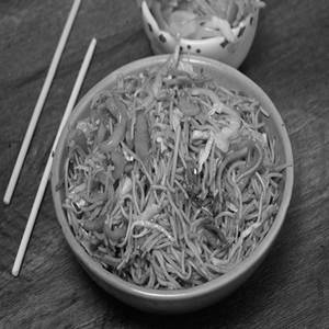 Manchurian Hakka Noodles - Veg