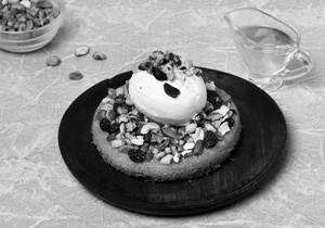 Dry Fruits With Ice Cream Kunafa