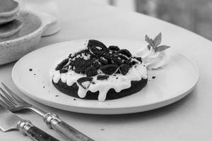 Oreo & Cream Cheese Pancake