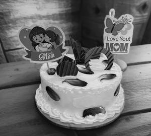Pineapple Mother's Day Cake