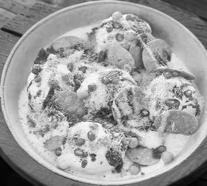 Spl Dahi Bhalla