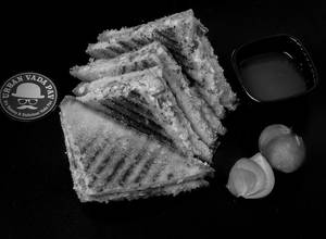 Cheese Tandoori Sandwich