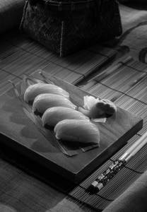 Salmon Nigiri