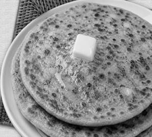 Aalu ke paratha with Amul butter