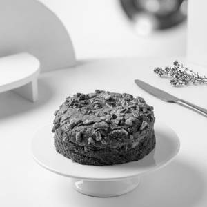 Date & Walnut Dry Cake