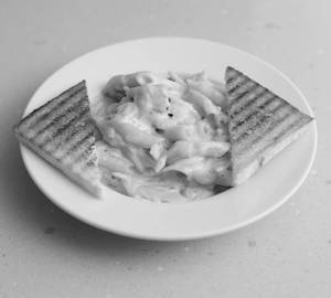 Penne pasta white sauce chicken
