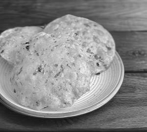 Ajwain Wheat  Poori 1 Nos.