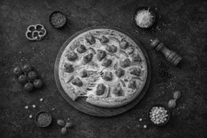 Chicken Chunks Pizza