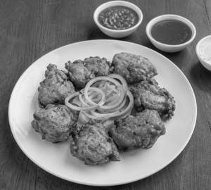 Veg Pakora [8 Pieces]