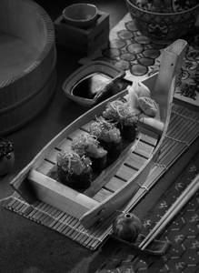 Spicy Tuna Gunkan