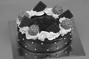 Salted Caramel Couverture Cake