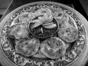Kurkura Dahi Kebab With Mint Chutney