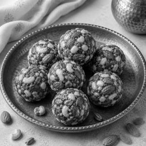 Dry Fruit Ladoo