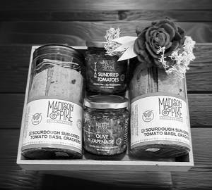 Vegan Savory Small Wooden Hamper
