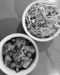 Noodle Chilly Paneer Combo