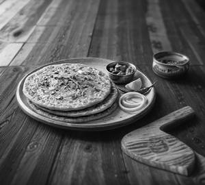 Aloo ka paratha 