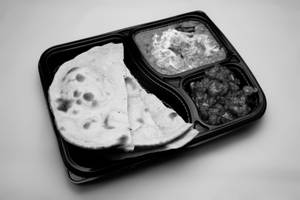 Butter Roti (2 Pcs) + Dal Fry + Gobi Manchurian