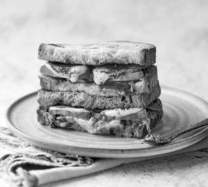 Grilled Cottage Cheese Sandwich