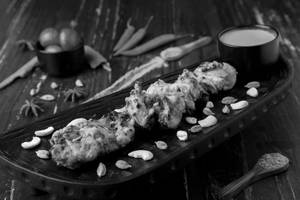 Chicken Mirchi Kebab (6 Pcs)