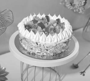 Fresh Fruit Cake