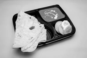 Butter Naan (2 Pcs) + Paneer Butter Masala + Salad