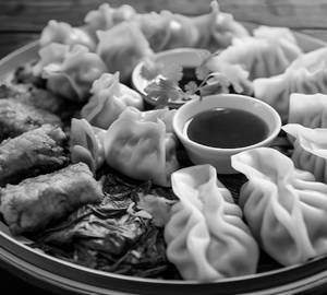Raagi Steamed Paneer Momos