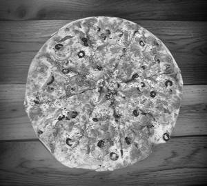 Classic pizza