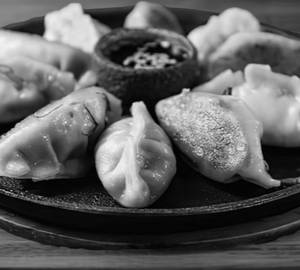 Aata Fried Paneer Momos