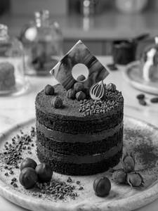 Dark Chocolate Well Cake