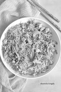 Egg Hakka Noodles