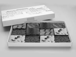 Assorted Eggless Brownies Box - (12 Pcs)