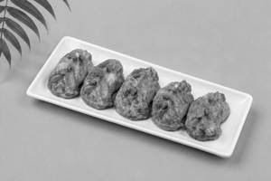 Chicken Pan Fried Momo in Sweet Chilli