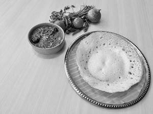 AAPPAM 1pc WITH MUTTON THANI KOZHAMBHU