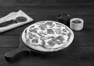 Zesty Chicken Pizza