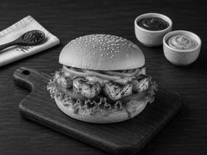 Tandoori Paneer Burger
