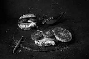 Cheese pudina chaap burger