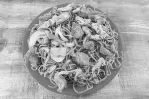 Egg manchurian noodles
