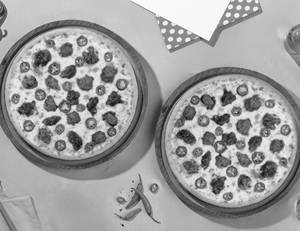 Pack of 2 BIG Pizzas - Firecracker Chicken