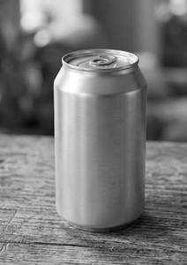 Cold drink (can)