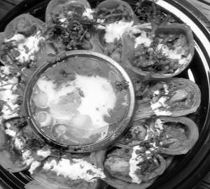 Butter Chicken Baanto Bites