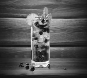 Blueberry mojitos (250 ml)