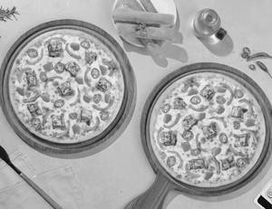 Pack of 2 BIG Pizzas - Paneer Heatwave
